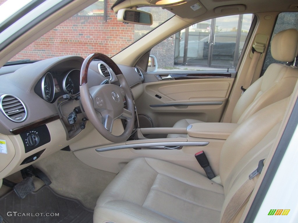 2009 GL 550 4Matic - Arctic White / Cashmere photo #29