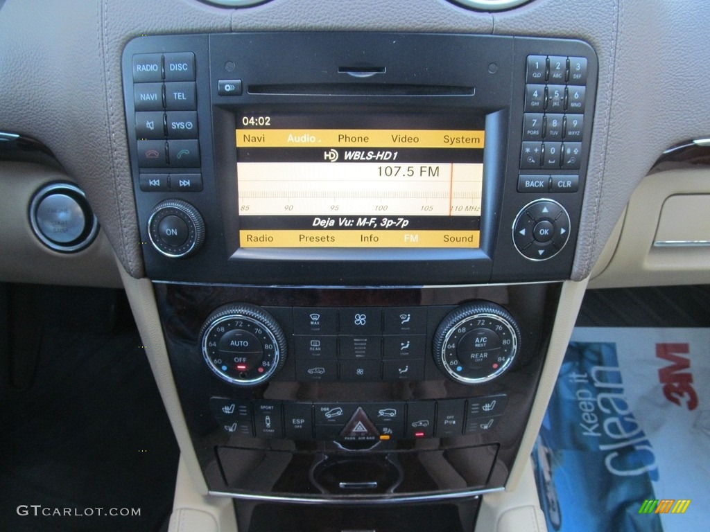 2009 GL 550 4Matic - Arctic White / Cashmere photo #38