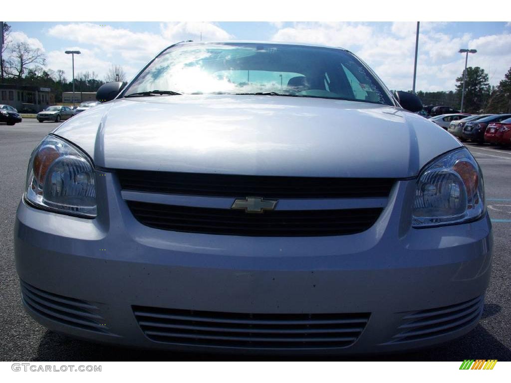 2007 Cobalt LS Sedan - Ultra Silver Metallic / Gray photo #3