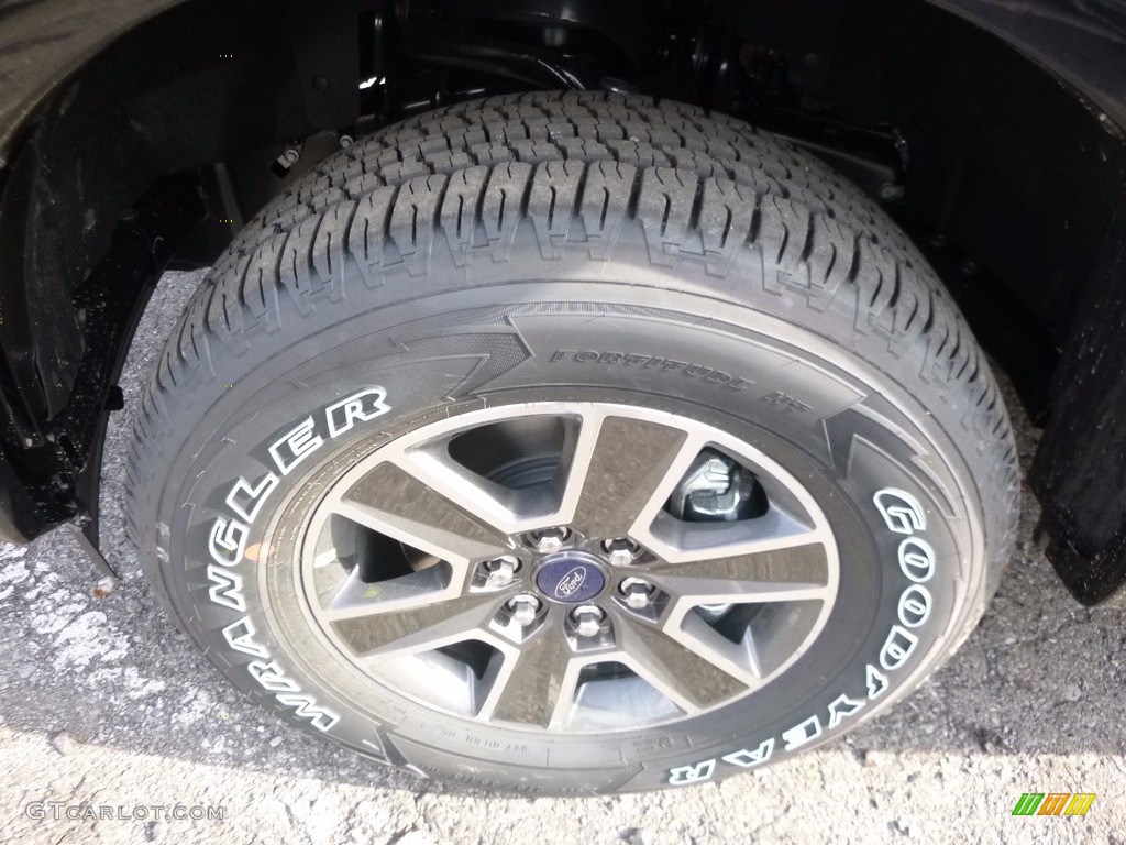 2017 F150 XLT SuperCrew 4x4 - Shadow Black / Black photo #5