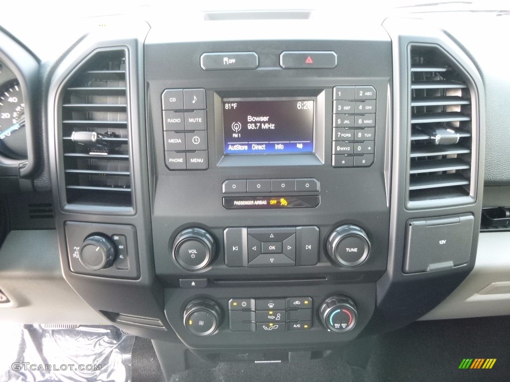 2017 F150 XL SuperCab 4x4 - Oxford White / Earth Gray photo #13