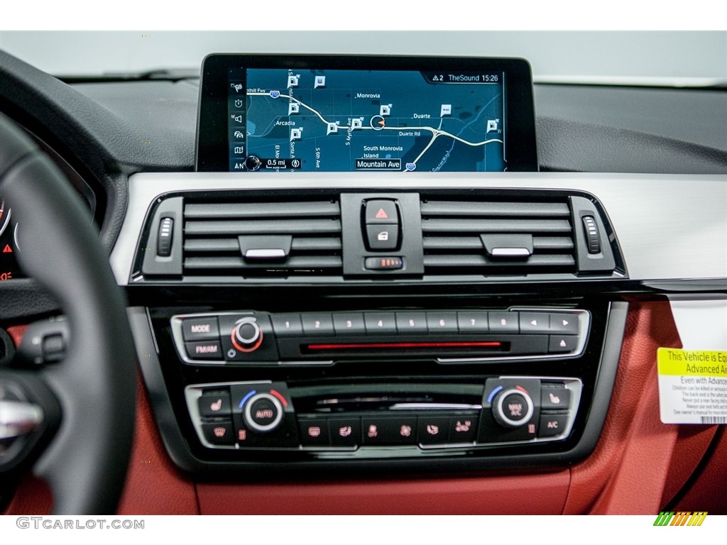 2017 BMW 4 Series 440i Coupe Controls Photo #116761537