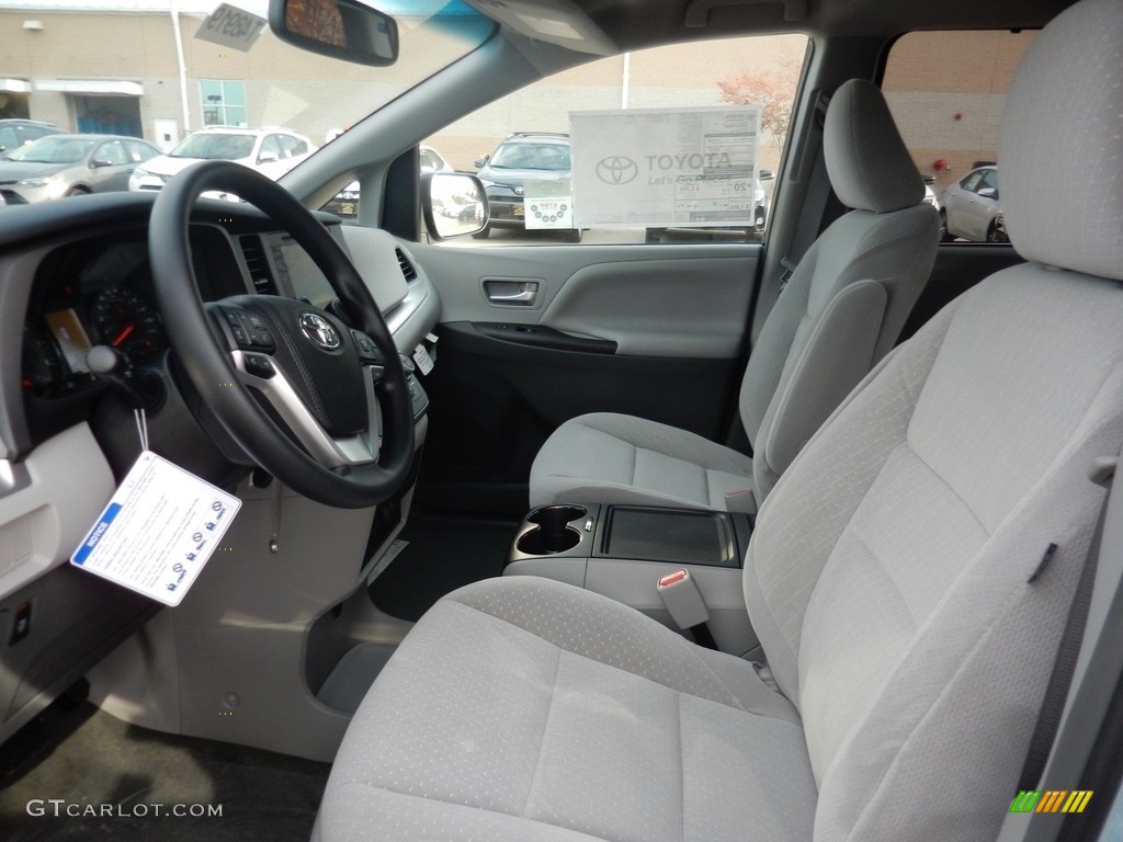 2017 Toyota Sienna LE AWD Front Seat Photo #116764603