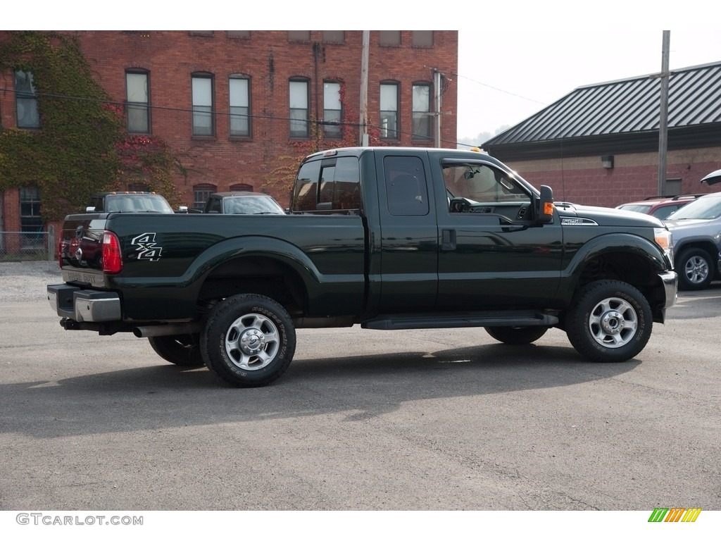 2016 F250 Super Duty XLT Super Cab 4x4 - Green Gem Metallic / Steel photo #5