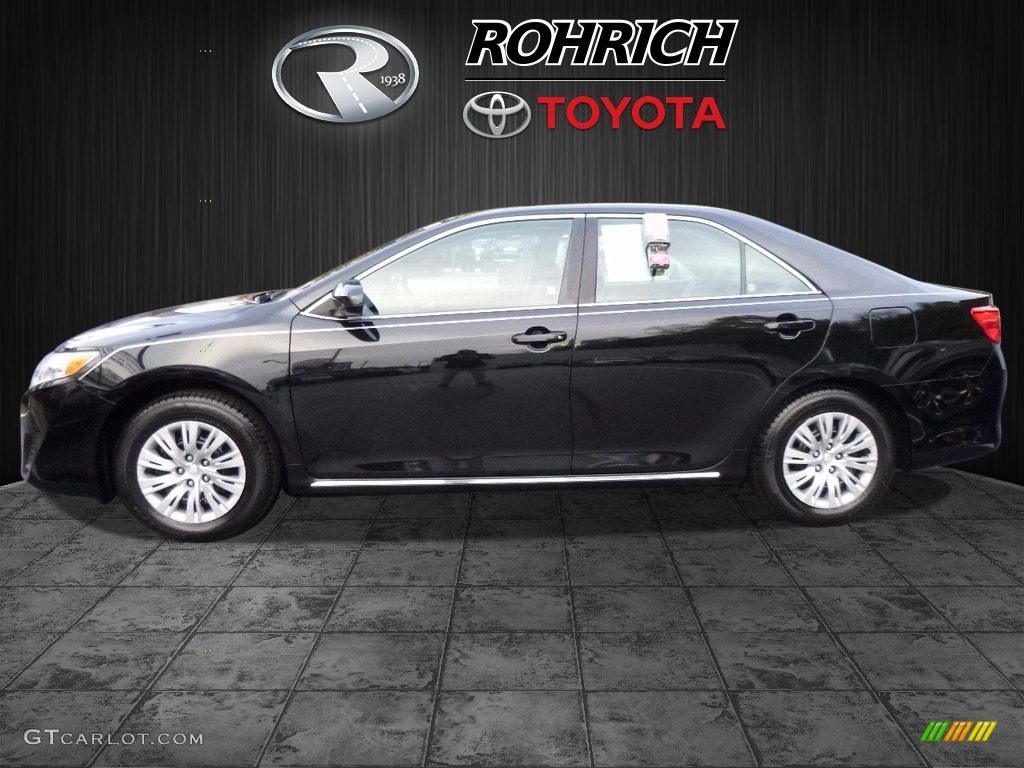 2014 Camry LE - Attitude Black Metallic / Ash photo #4