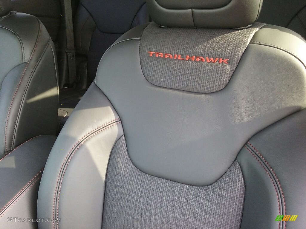 2017 Jeep Cherokee Trailhawk 4x4 Marks and Logos Photo #116767186
