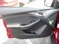 Ruby Red - Focus SE Hatch Photo No. 10