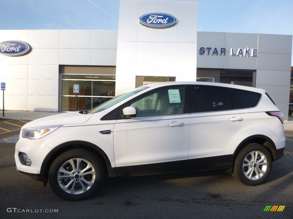 2017 Escape SE 4WD - Oxford White / Charcoal Black photo #1