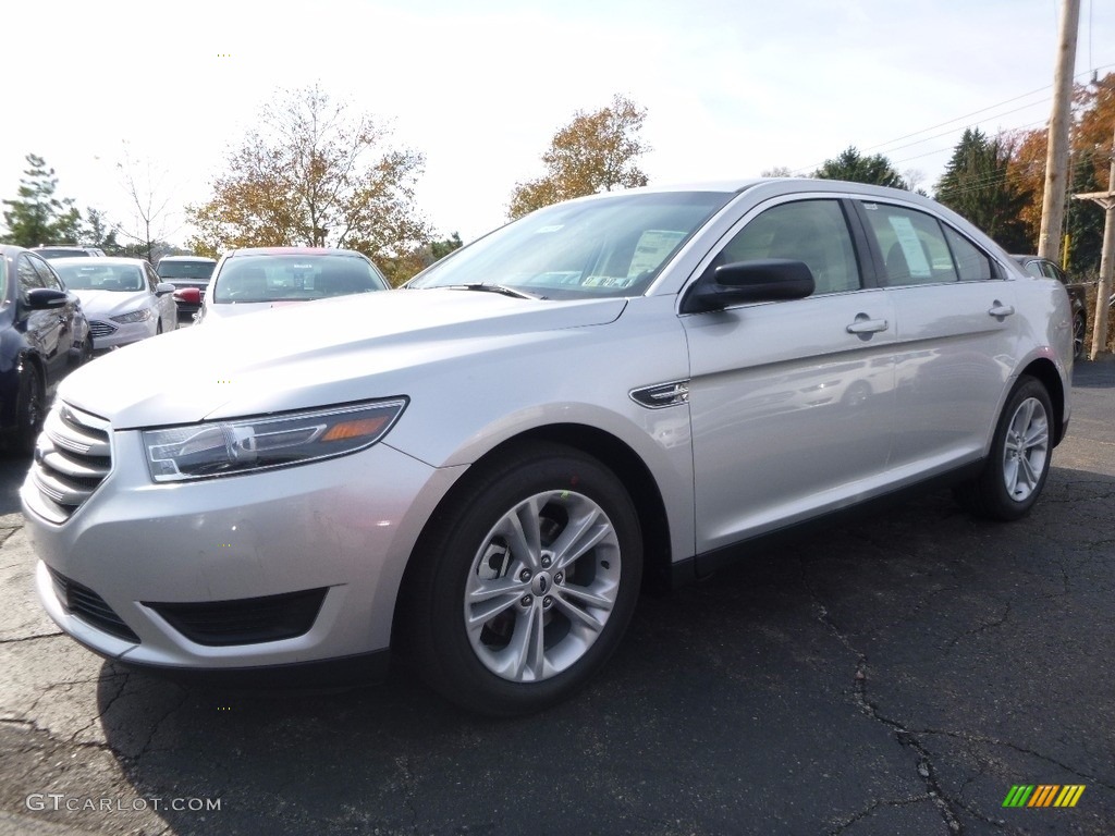 Ingot Silver 2016 Ford Taurus SE Exterior Photo #116769130
