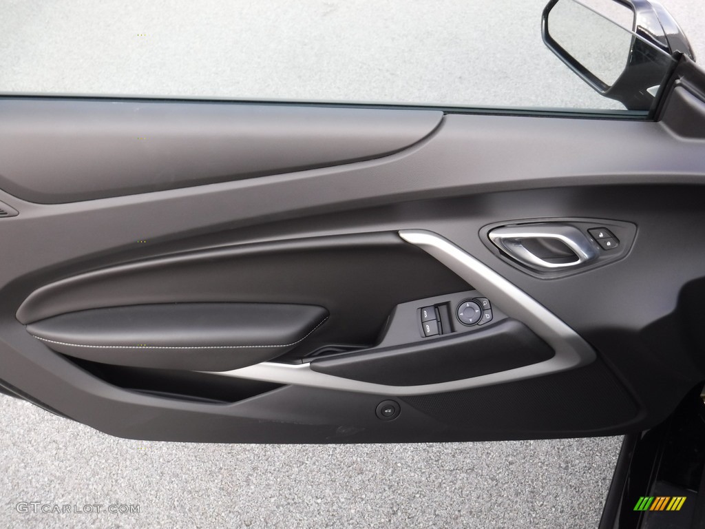 2017 Chevrolet Camaro SS Coupe Jet Black Door Panel Photo #116771119