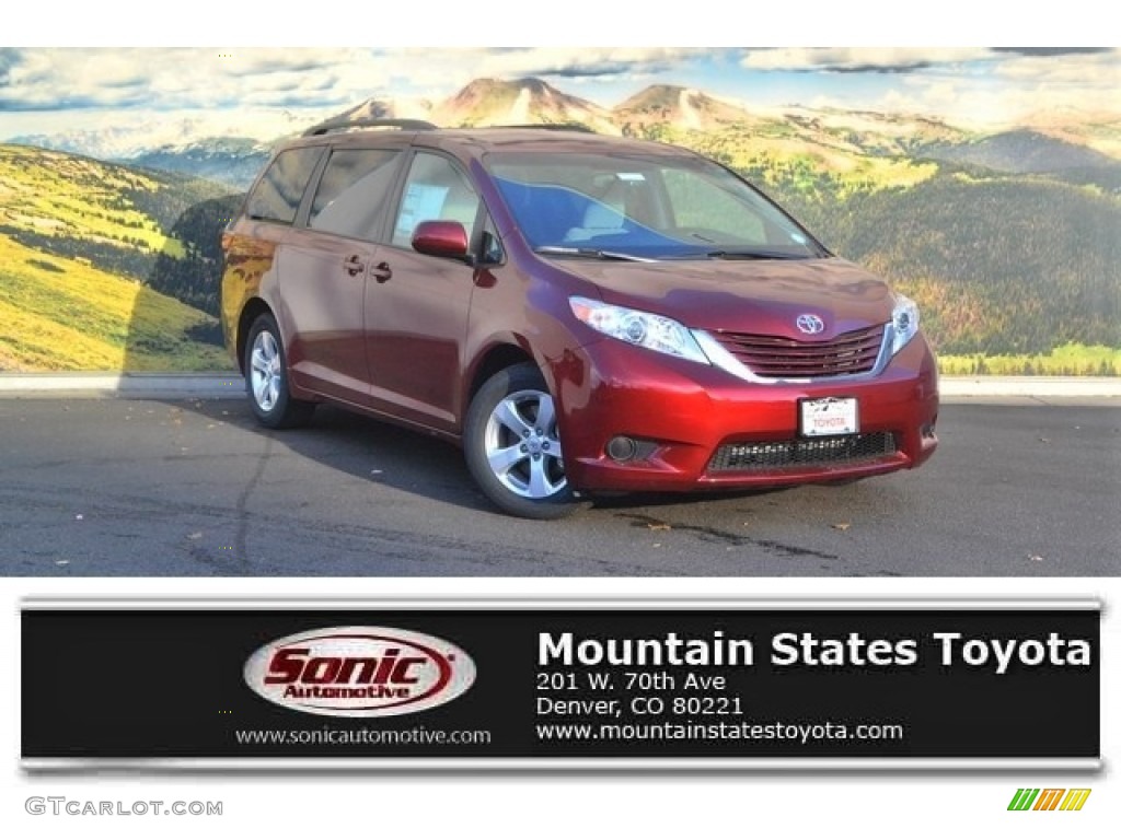 2017 Sienna LE - Salsa Red Pearl / Ash photo #1