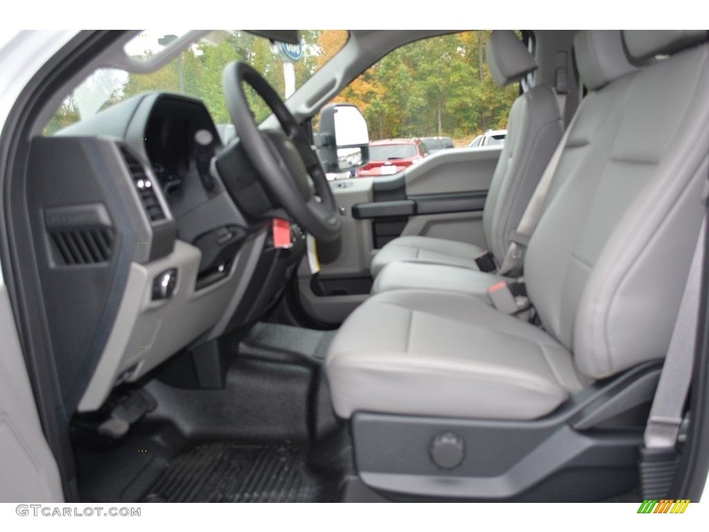 2017 Ford F250 Super Duty XL Crew Cab 4x4 Front Seat Photo #116775613