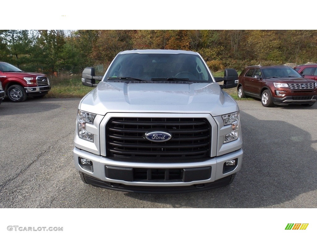 2017 F150 XLT SuperCab 4x4 - Ingot Silver / Earth Gray photo #3