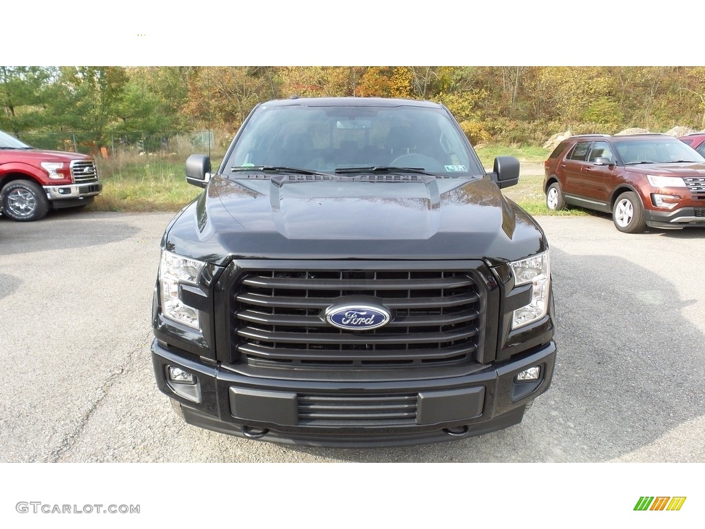 2017 F150 XLT SuperCab 4x4 - Shadow Black / Black photo #3