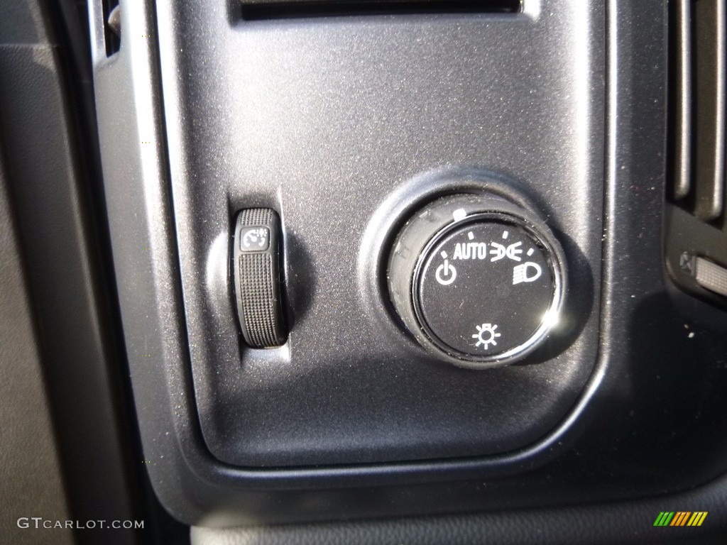 2017 Chevrolet Silverado 1500 Custom Double Cab 4x4 Controls Photo #116778673