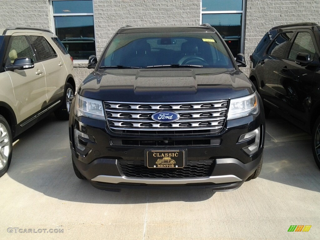 2017 Explorer Limited 4WD - Shadow Black / Ebony Black photo #2