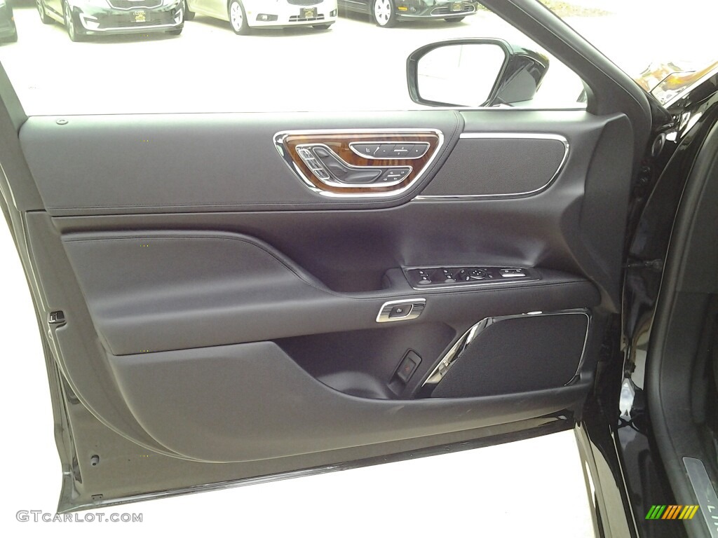 2017 Lincoln Continental Select Ebony Door Panel Photo #116783014
