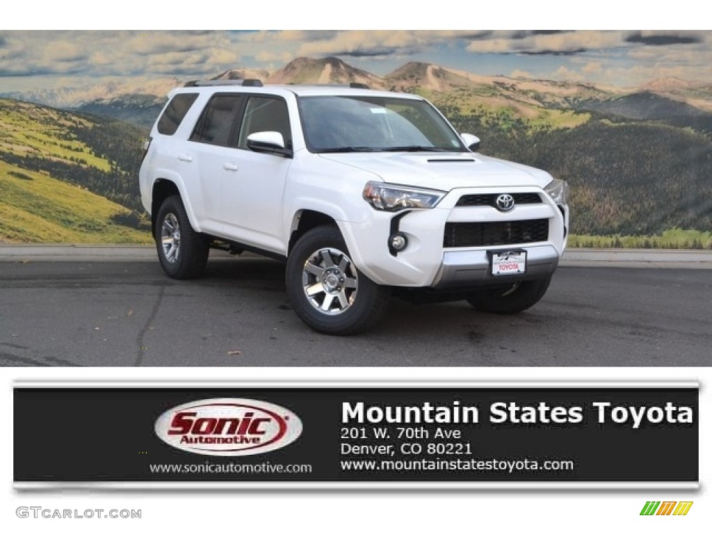 2016 4Runner Trail 4x4 - Super White / Black photo #1