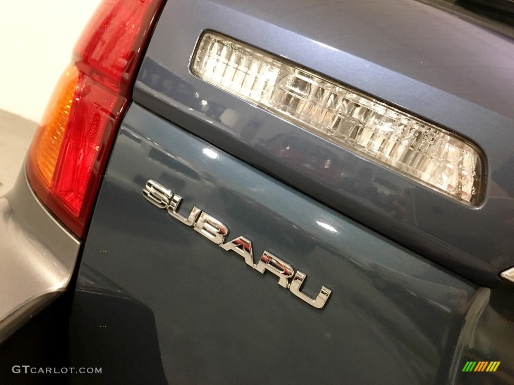 2005 Outback 2.5i Wagon - Atlantic Blue Pearl / Off Black photo #48