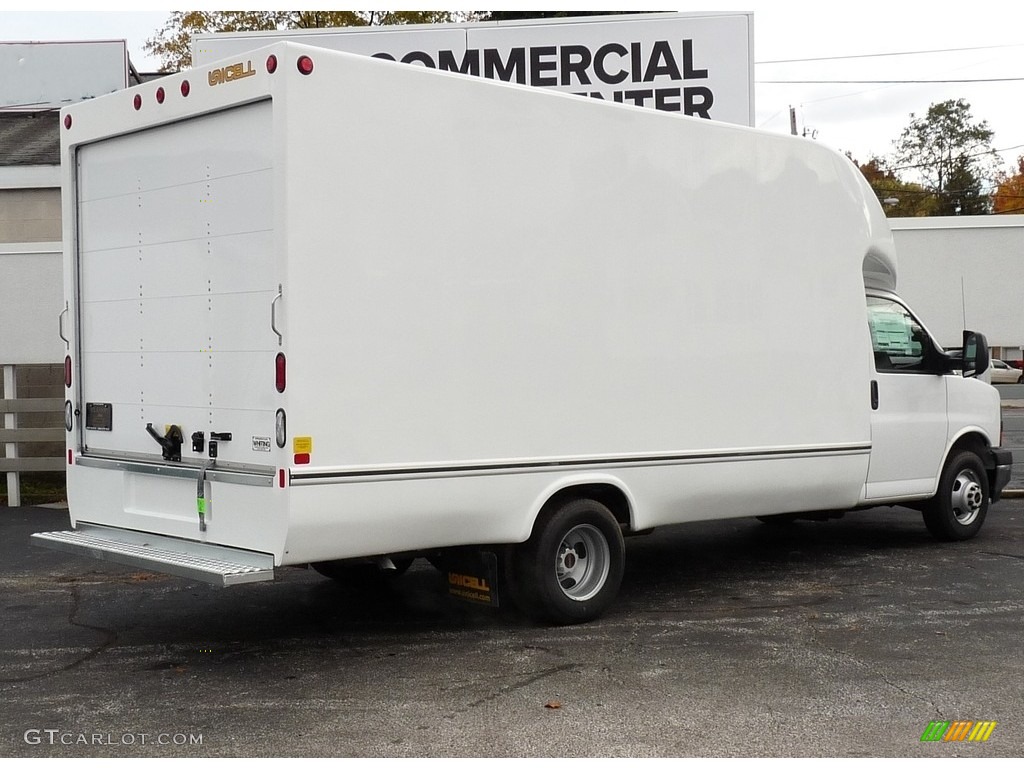 2017 GMC Savana Cutaway 3500 Commercial Moving Truck Exterior Photos