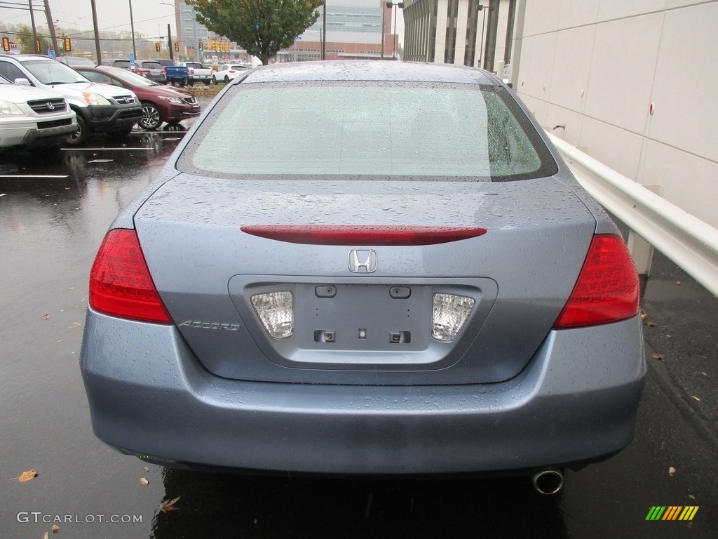 2007 Accord SE Sedan - Cool Blue Metallic / Gray photo #5