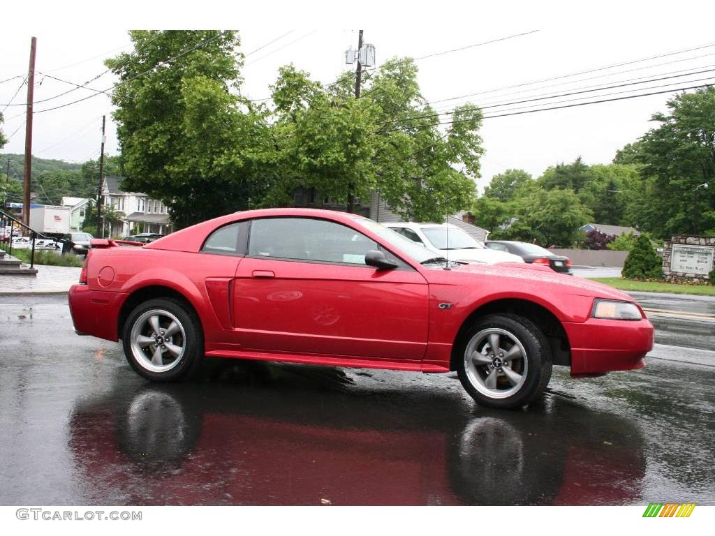 2001 Mustang GT Coupe - Laser Red Metallic / Dark Charcoal photo #2