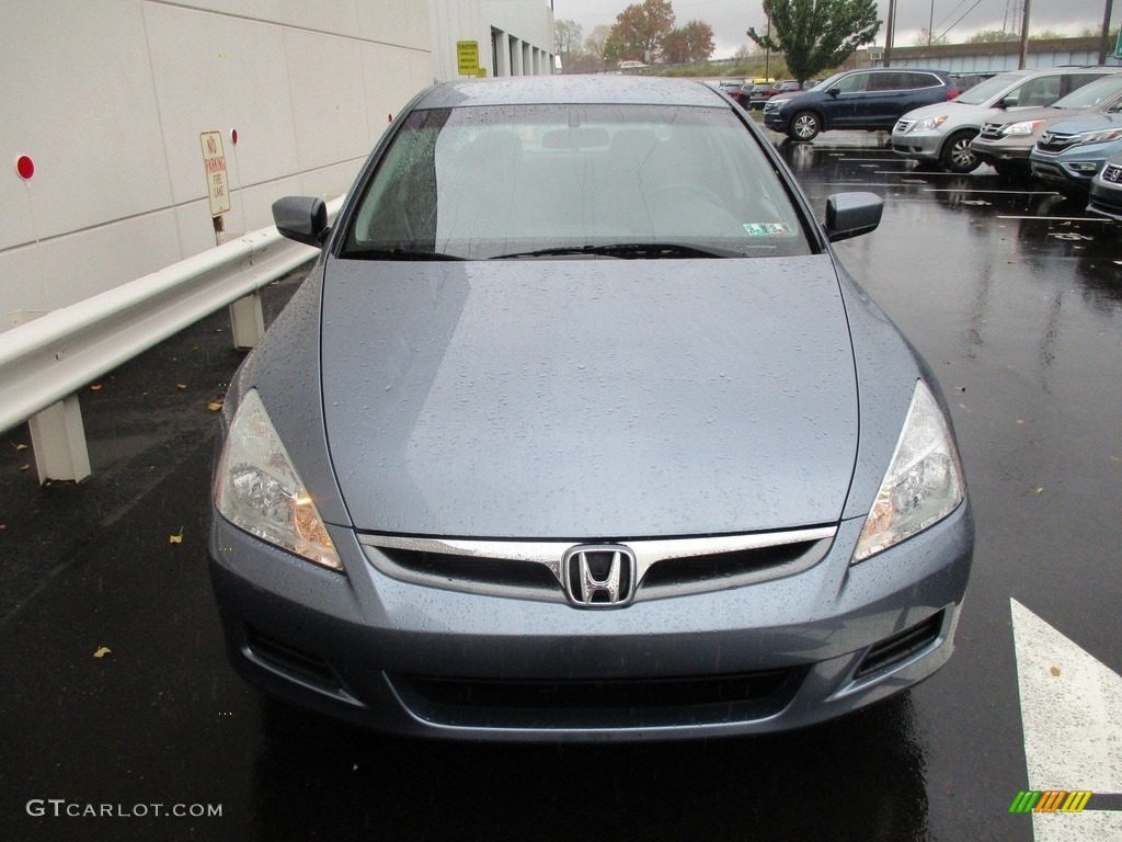 2007 Accord SE Sedan - Cool Blue Metallic / Gray photo #8
