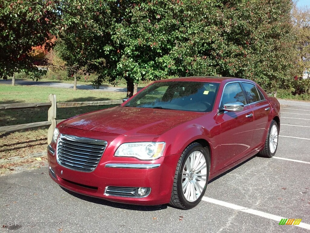 2013 300 C - Deep Cherry Red Crystal Pearl / Black photo #2