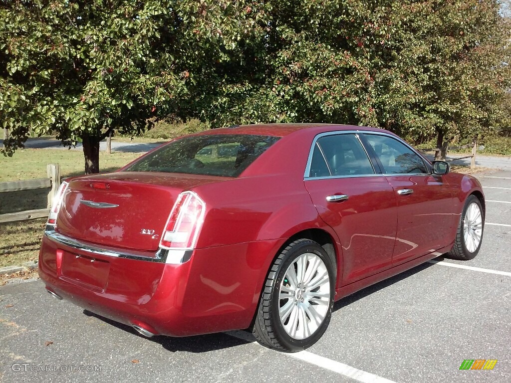 2013 300 C - Deep Cherry Red Crystal Pearl / Black photo #7