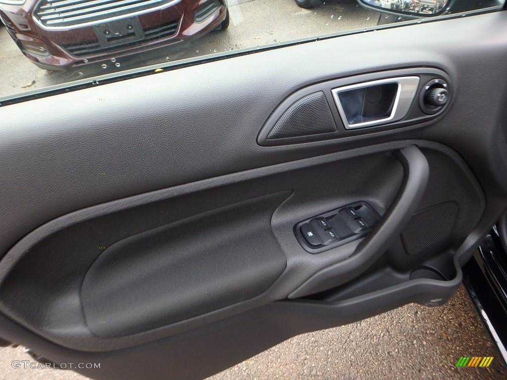 2016 Fiesta SE Hatchback - Shadow Black / Charcoal Black photo #20