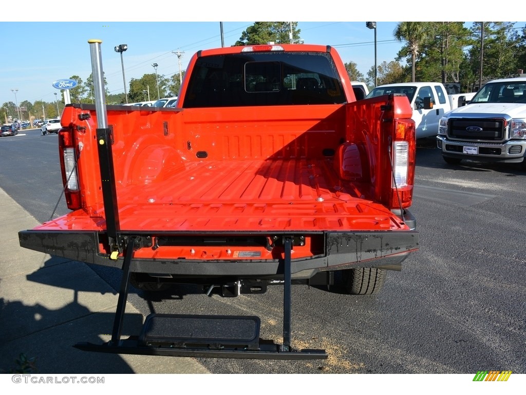 2017 F250 Super Duty Lariat Crew Cab 4x4 - Race Red / Black photo #5