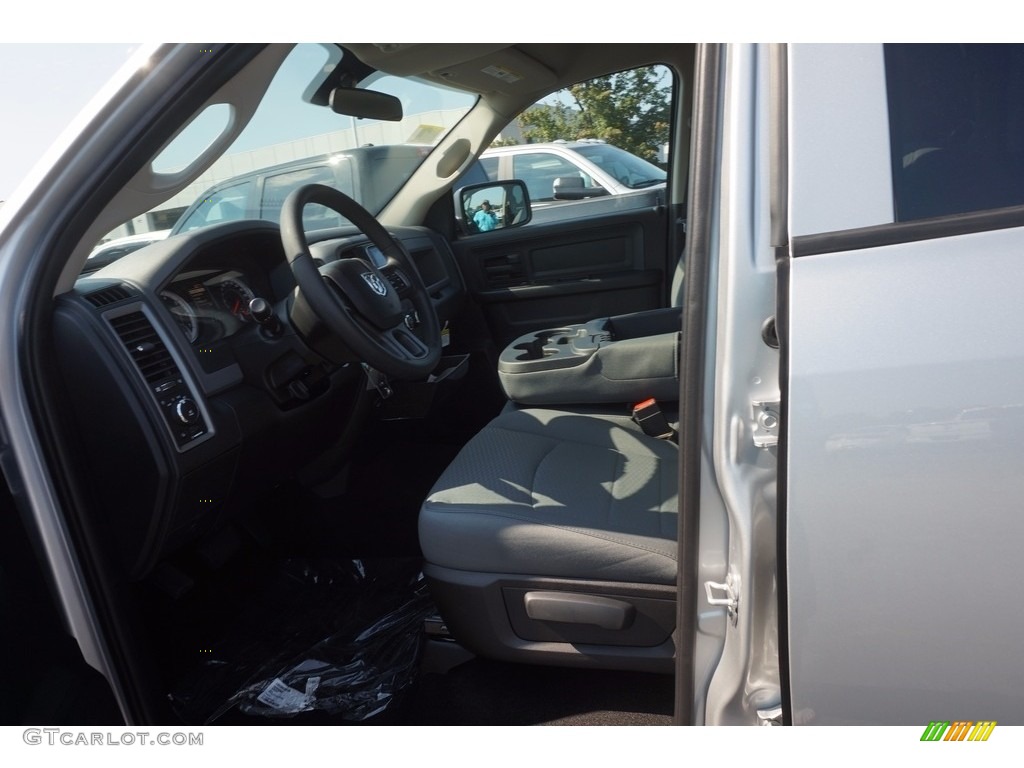 2017 1500 Express Quad Cab - Bright Silver Metallic / Black/Diesel Gray photo #7