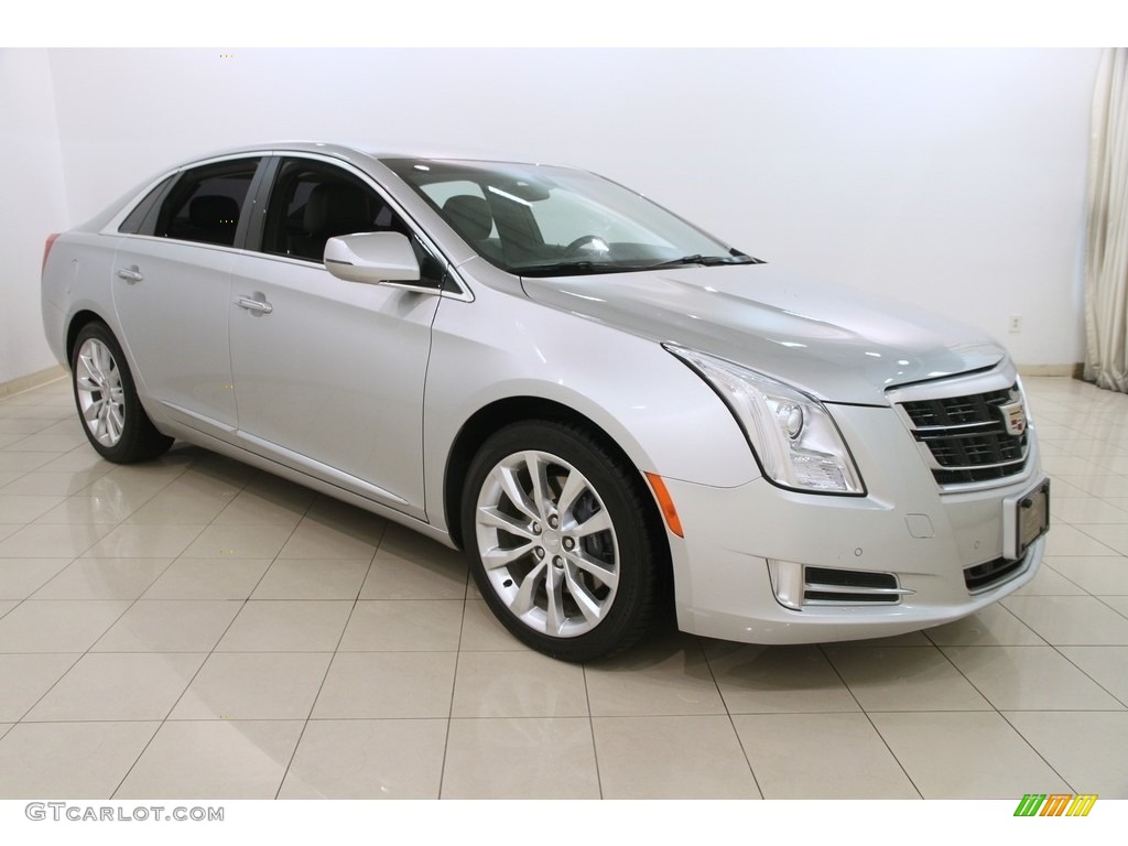 Radiant Silver Metallic 2016 Cadillac XTS Luxury AWD Sedan Exterior Photo #116794143