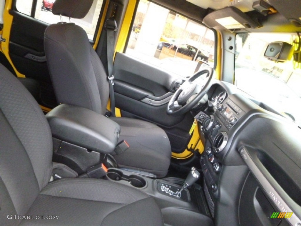 2015 Wrangler Unlimited Sport 4x4 - Baja Yellow / Black photo #5
