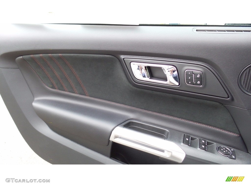 2017 Ford Mustang GT California Speical Convertible Door Panel Photos