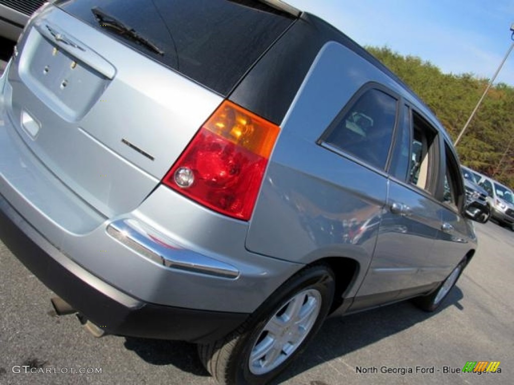 2005 Pacifica Touring AWD - Butane Blue Pearl / Light Taupe photo #35