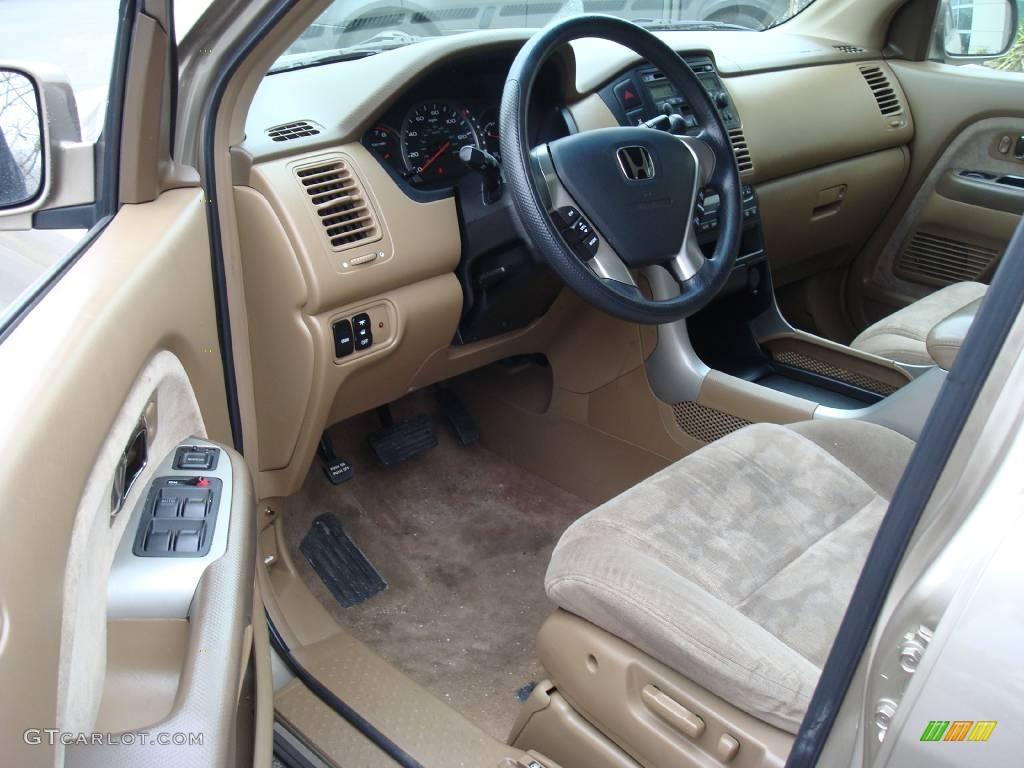 2004 Pilot EX 4WD - Sandstone Metallic / Saddle photo #11