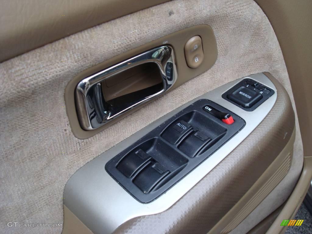 2004 Pilot EX 4WD - Sandstone Metallic / Saddle photo #13