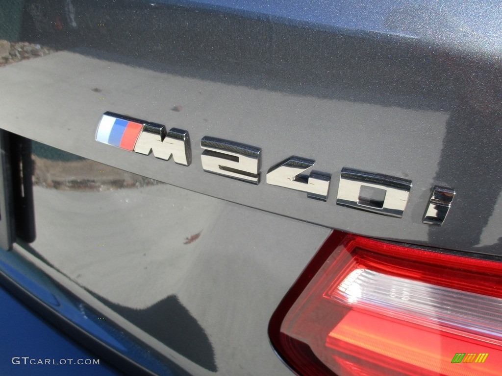 2017 BMW 2 Series M240i xDrive Coupe Marks and Logos Photos