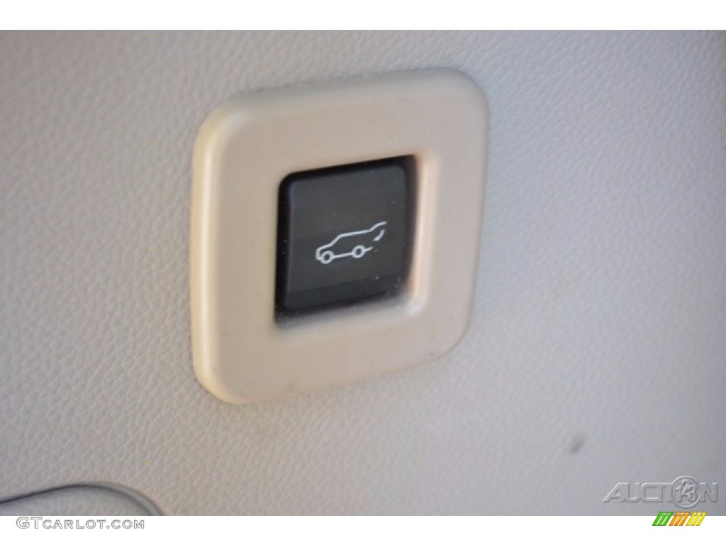 2011 Expedition Limited 4x4 - Royal Red Metallic / Stone photo #9