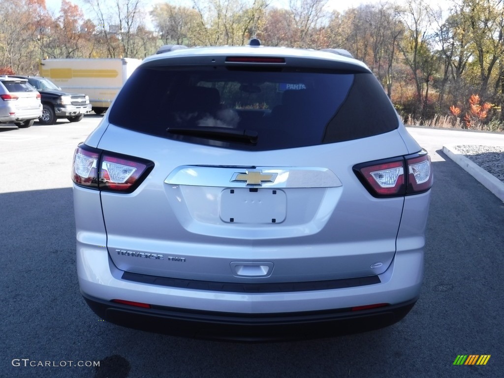 2017 Traverse LS AWD - Silver Ice Metallic / Dark Titanium/Light Titanium photo #6