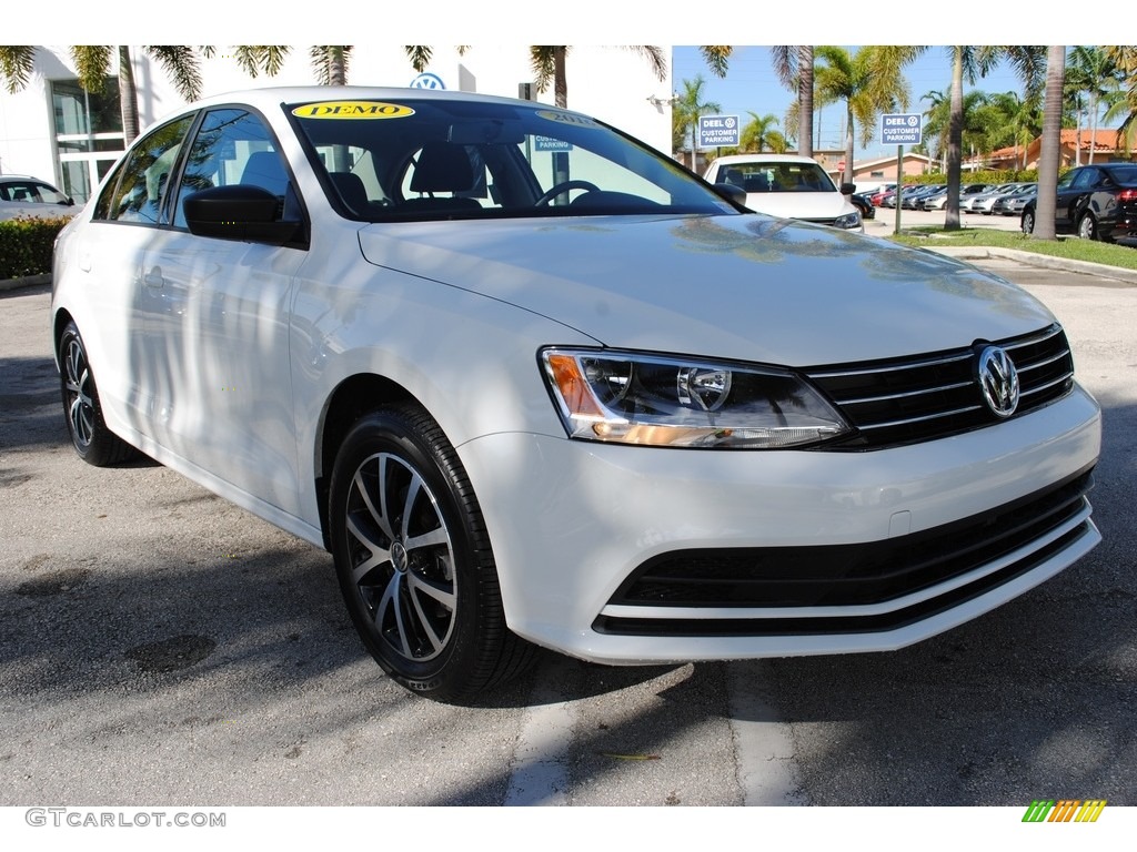 Pure White 2016 Volkswagen Jetta SE Exterior Photo #116819883
