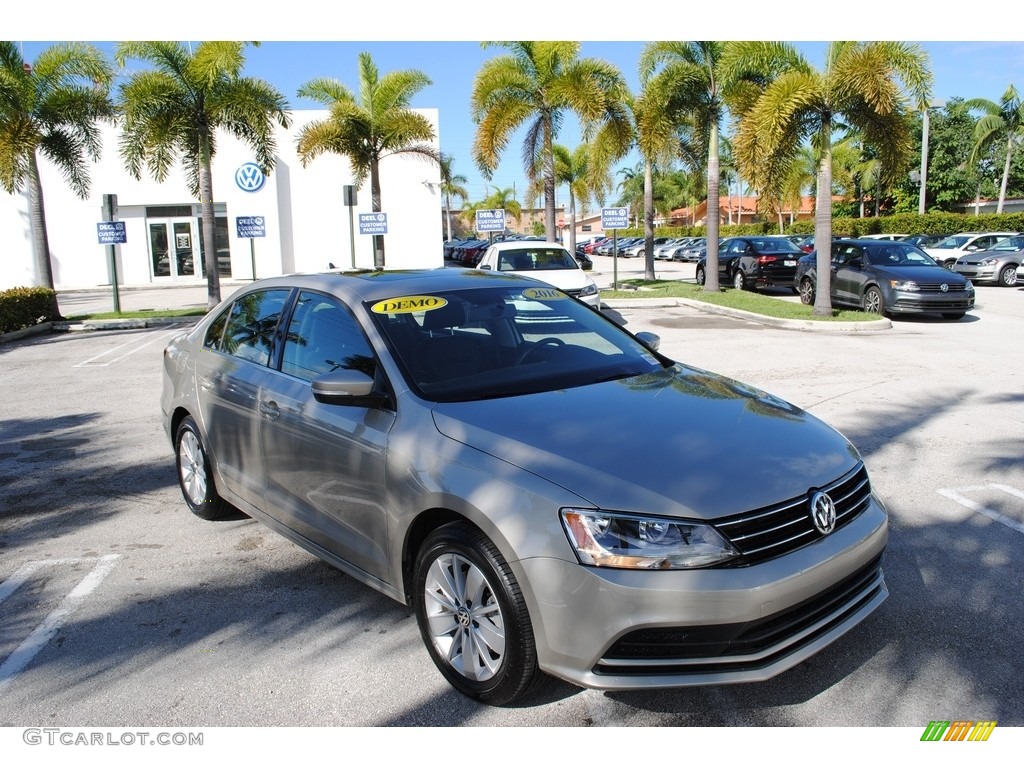 2016 Jetta SE - Moonrock Silver Metallic / Titan Black photo #1