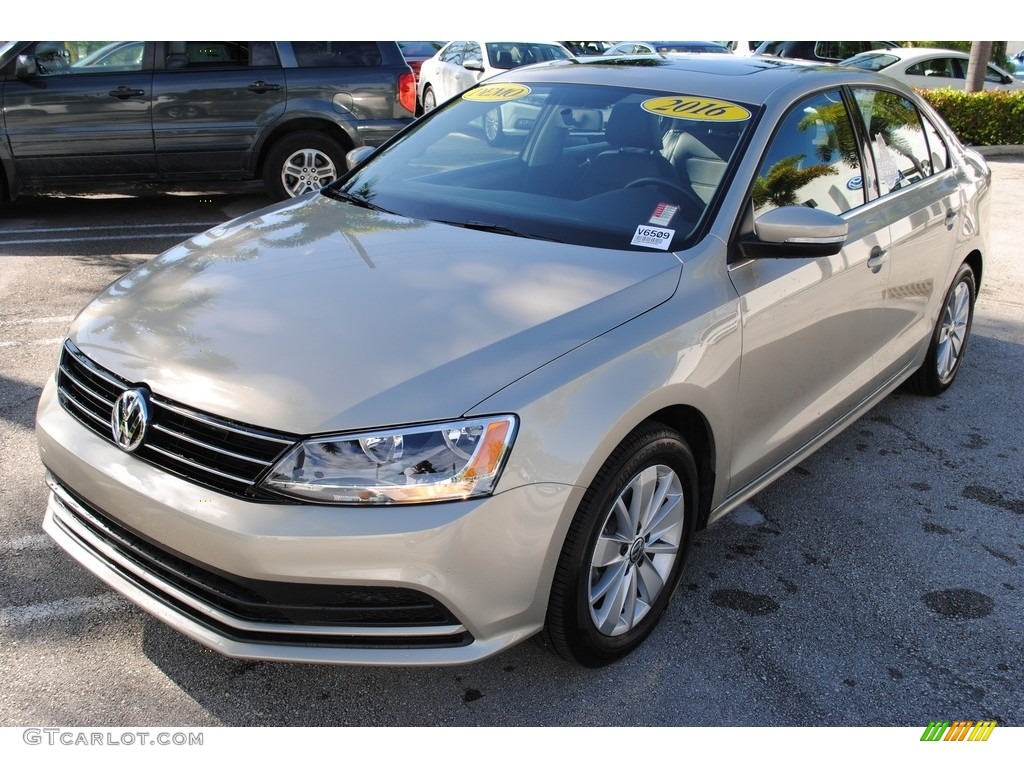 2016 Jetta SE - Moonrock Silver Metallic / Titan Black photo #4