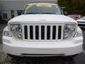 Stone White - Liberty Sport 4x4 Photo No. 10