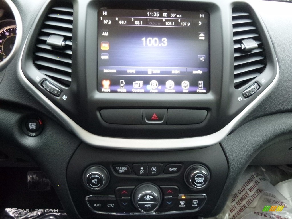 2017 Jeep Cherokee Trailhawk 4x4 Controls Photo #116825460