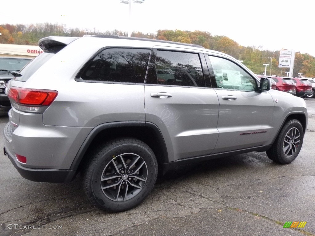 2017 Grand Cherokee Trailhawk 4x4 - True Blue Pearl / Black photo #5