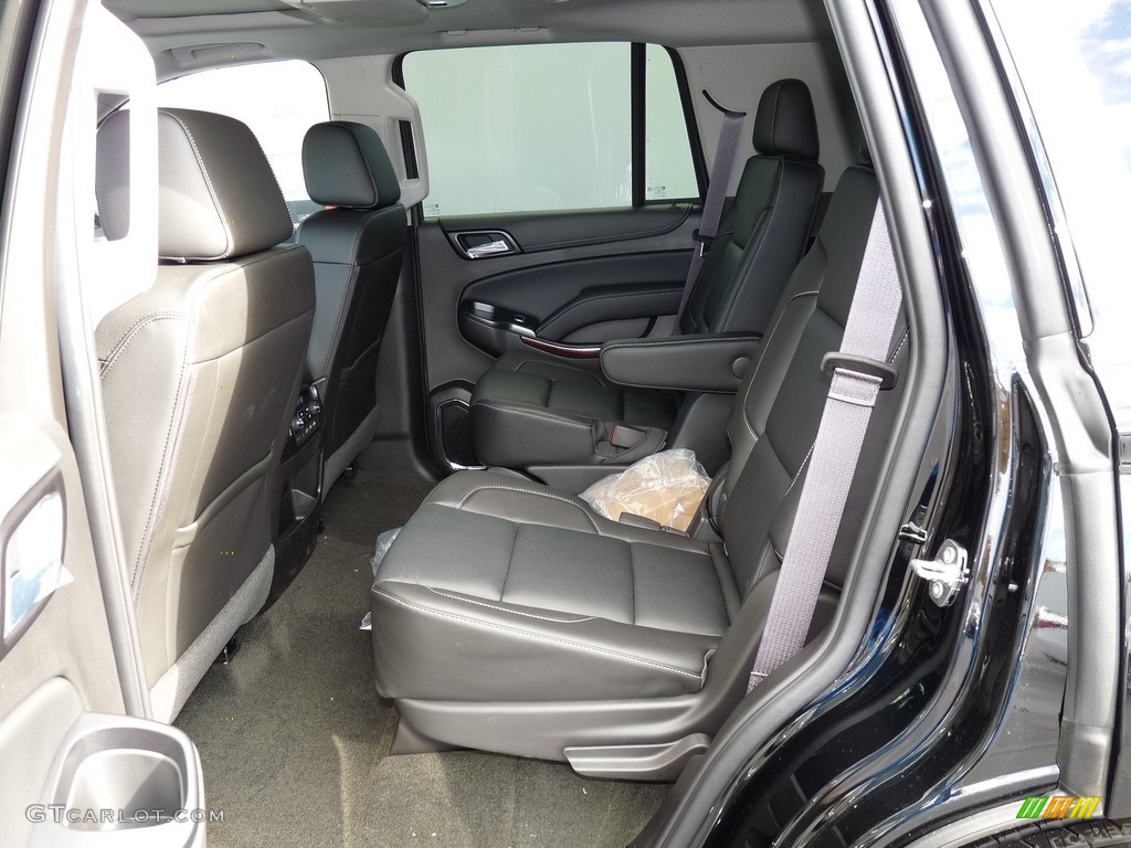2017 GMC Yukon SLT 4WD Rear Seat Photo #116830086