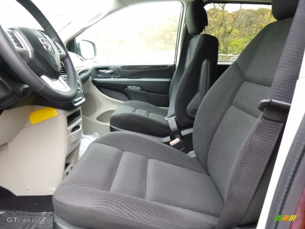 Black/Light Graystone Interior 2017 Dodge Grand Caravan SE Photo #116830989