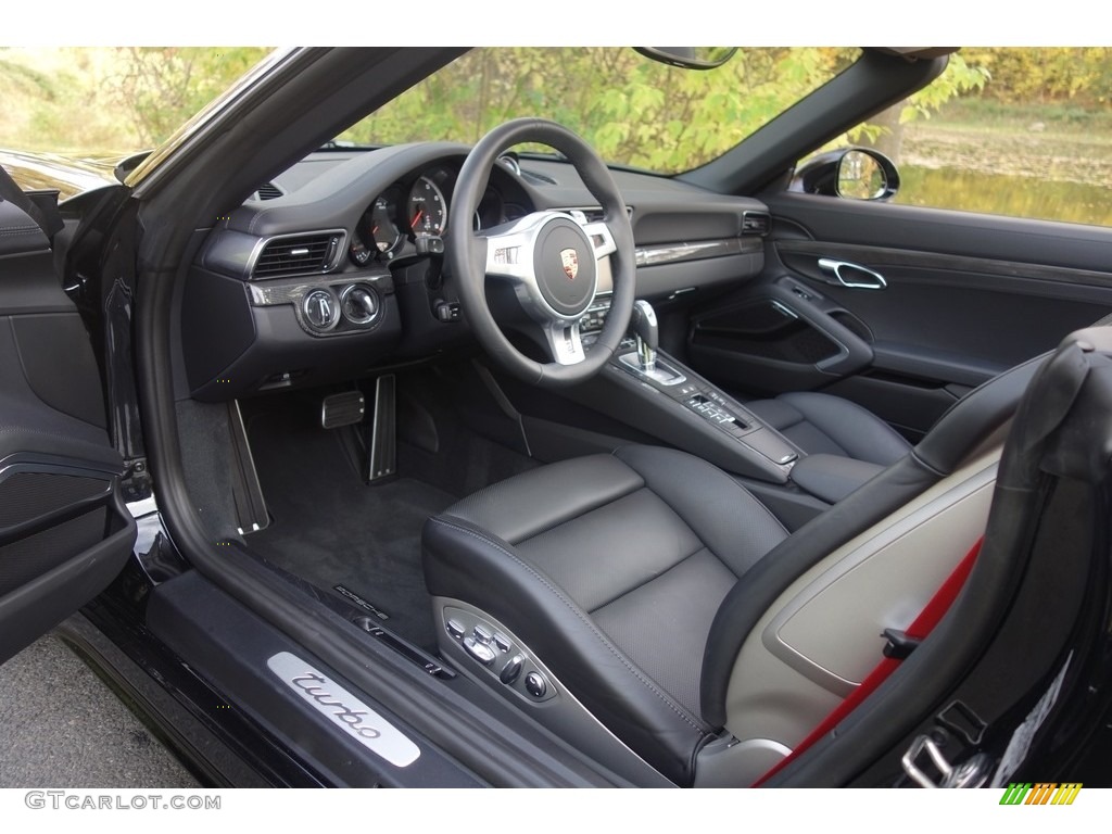 Black Interior 2015 Porsche 911 Turbo Cabriolet Photo #116831265